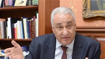 نقيب المحامين يفتتح النادي النهري بأسوان 