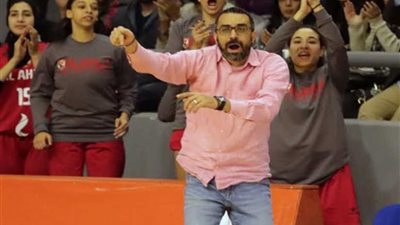 المدير الفني لسيدات سلة الأهلي في حوار خاص: مكالمة الخطيب والعامري أثرت في نفسية اللاعبات