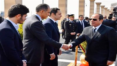 سفارة مصر بالكويت تفتح سجل العزاء في وفاة الرئيس مبارك