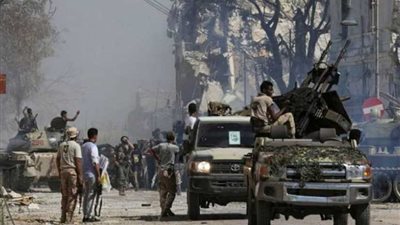 الجيش الليبي يسيطر على طريق المطار جنوبي العاصمة 