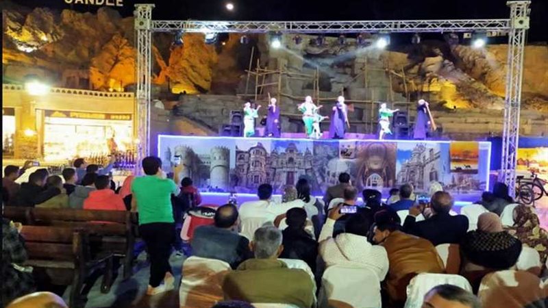 فرق الفنون الشعبية