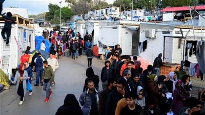 اليونان تشدد الإجراءات على تركيا لكبح تدفق المهاجرين