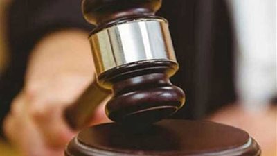 تأجيل إعادة محاكمة 73 متهمًا في 