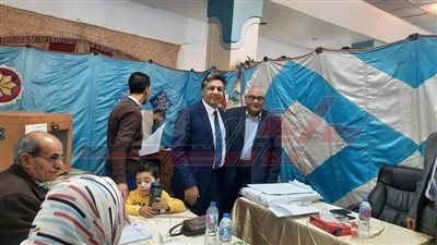 نقيب مهندسي المنوفية يتابع العملية الانتخابية..(صور)