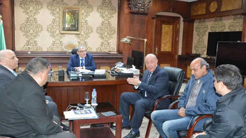 إنشاء أول مشروع صناعي