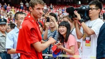 بايرن ميونخ يمنع لاعبيه من الصور التذكارية خوفا من 