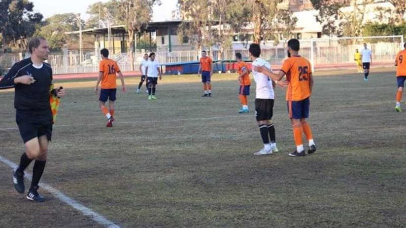 هشام يكن: كرة القدم