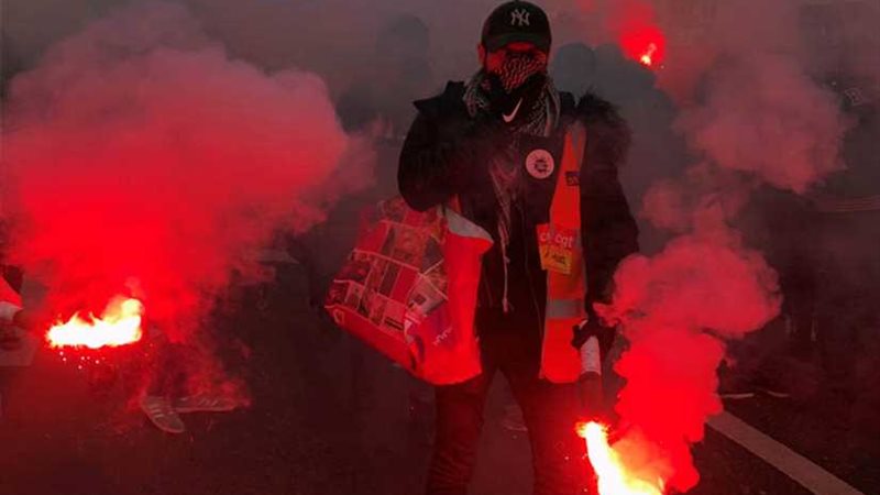 المحتجون في فرنسا