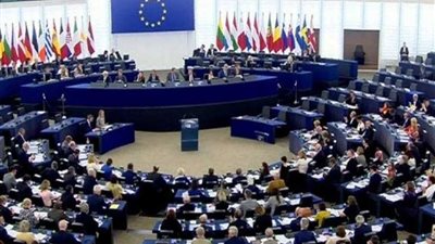 الصين تدعو البرلمان الأوروبي للتخلي عن 