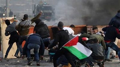 إصابة 13 مواطنا فلسطينيا بجروح مختلفة على حدود غزة