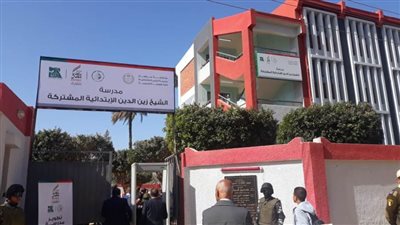 وزير التربية والتعليم يستمع لطلاب مدارس الشيخ زين الدين بسوهاج 