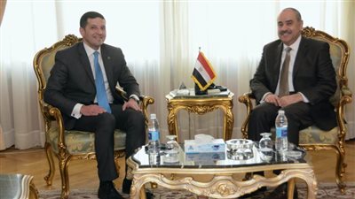 وزير الطيران يستقبل رئيس الهيئة العامة للاستثمار والمناطق الحرة