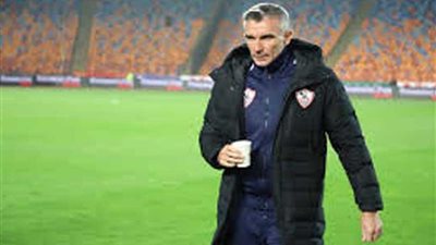جهاز كارتيرون يجتمع بلاعبي الزمالك