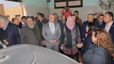 القباح وغنيم يتفقدان محطة تسويق الألبان بإبشنا