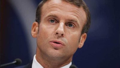 ماكرون يعترف بـ