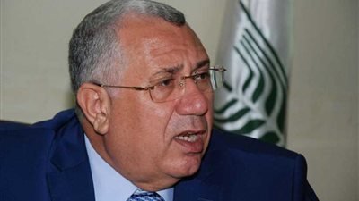 ننشر السيرة الذاتية لوزير الزراعة الجديد السيد القصير