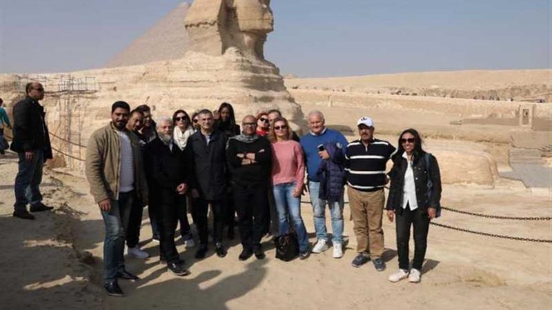 عاجل.. بالصور وفد