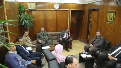 اجتماع موسع لفتح بوابة بمدرسة السلام الابتدائية بـ 