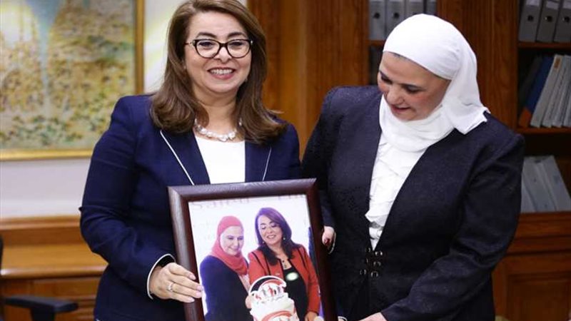 غادة والي تستقبل