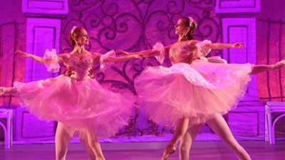 أحلام كلارا وإبهار ألعاب عيد الميلاد في كسارة البندق بالأوبرا