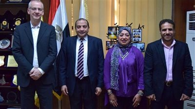  خبير الكيمياء بجامعة روستوك الألمانية في بني سويف