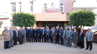 لجنة لمراجعة جودة التعليم والاعتماد بطب بيطري بنها