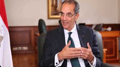 وزير الاتصالات يفتتح معرض 