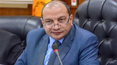 600 جنيه مكافأة للعاملين بجامعة بني سويف بمناسبة عيد الميلاد المجيد