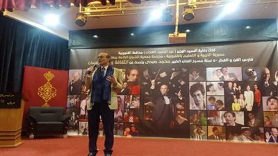 الفنان محمد صبحي: قاطعوا الفن المنحرف.. الهادم لمستقبل الأجيال