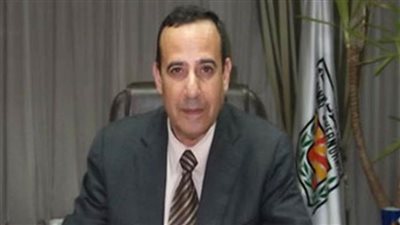 محافظ شمال سيناء يوجه بسرعة صرف التعويضات للمضارين من 