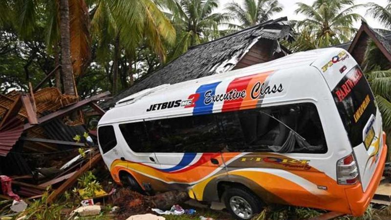 عاجل.. مصرع 24 وإصابة