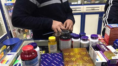 التفتيش الصيدلي بالشرقية يعد كمينا لضبط أحد تجار الأدوية المهربة