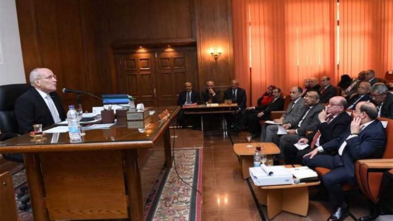 العصار يناقش مع شركات