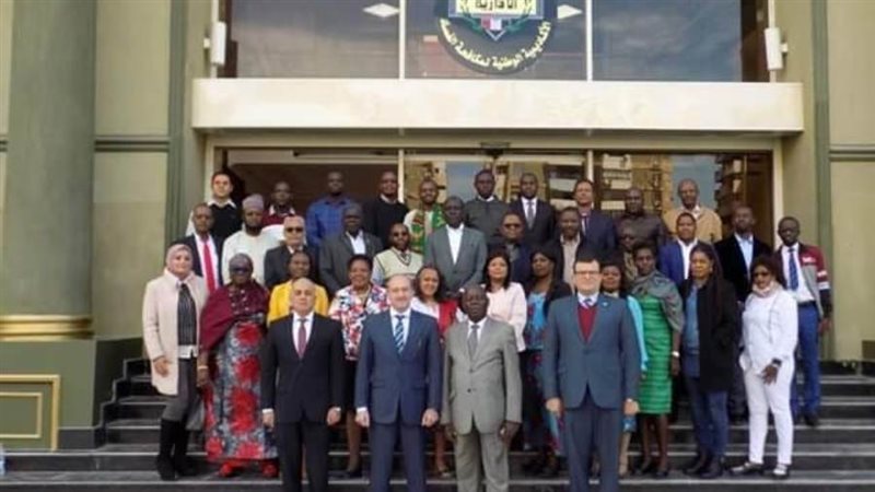 الدارسين الأفارقة