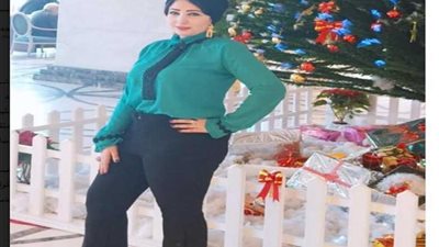 خبيرة إتيكيت توضح الفرق بين احتفالات الكريسماس واحتفالات رأس السنة