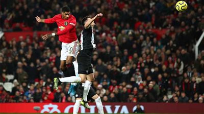 مانشستر يونايتد يتفوق علي نيوكاسل بأربعة أهداف مقابل هدف