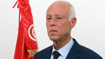 الرئيس التونسي يؤكد أهمية معالجة آفة الإرهاب وفق مقاربة شاملة