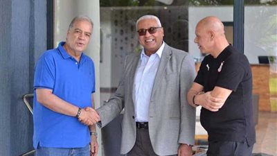 سفير مصر في زامبيا يزور بعثة الزمالك