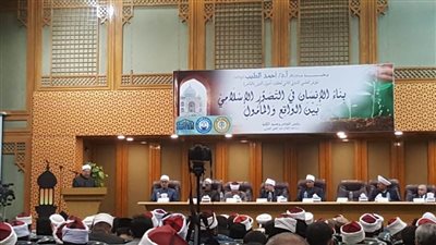 مفتي الجمهورية: الرسالات السماوية عُنِيَتْ ببناء الإنسان وتطويرِه