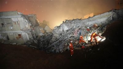 انهيار فندق والبحث عن النزلاء بالصين