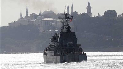 الأتراك يعترضون على شق قناة يؤيدها أردوغان