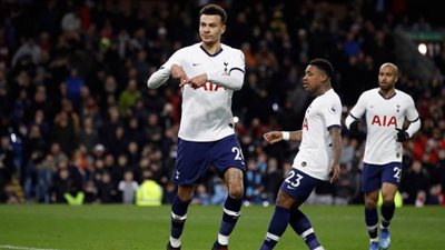 توتنهام يتعادل مع بيرنلي في الدوري الإنجليزي 