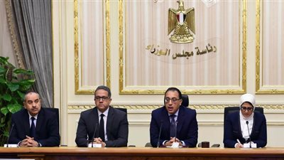 مدبولي: ٣ وزراء بالأقصر لمتابعة حوكمة إجراءات «كورونا».. غدًا 