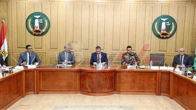 محافظ المنوفية يوجه بسرعة الانتهاء من المشروعات وحصر احتياجات المحافظة