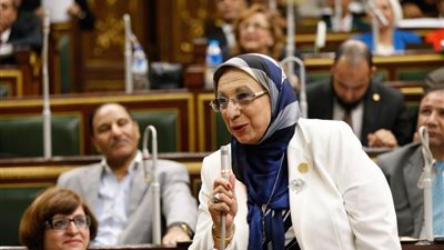 طلب احاطة: تزاحم المواطنين أمام معامل الصحة كارثة قد تسبب مئات الإصابات بـ