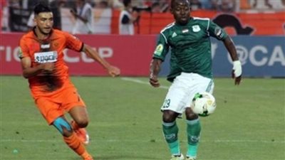 نهضة بركان المغربي يتقدم علي المصري بهدف نظيف في الشوط الاول