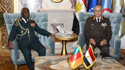      رئيس أركان حرب القوات المسلحة يلتقي نظيره الكاميروني  
