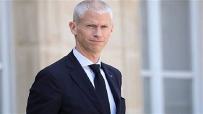 مصدر مطلع: وزير الثقافة الفرنسي مصاب بـ