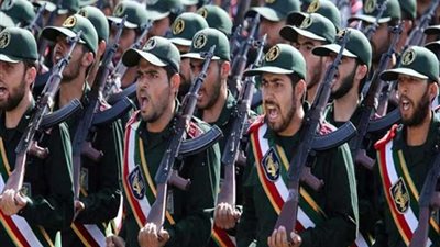 الحرس الثوري الإيراني يحتجز سفينة على متنها 16 موطنا ماليزيا في مياه الخليج