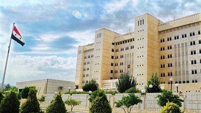الخارجية السورية: ندين العدوان الأمريكي والتدخل في الشؤون الداخلية للعراق